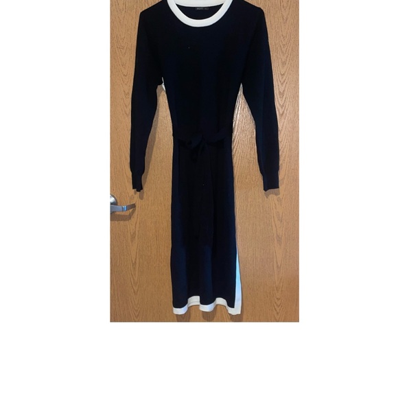 NWT GORGEOUS MOTIF MIDI BLACK DRESS WITH WHITE ACCENTS AND BELT! - Picture 4 of 11